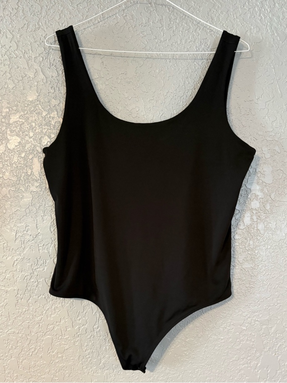 Express Body Contour Scoop Neck Sleeveless Body Suit